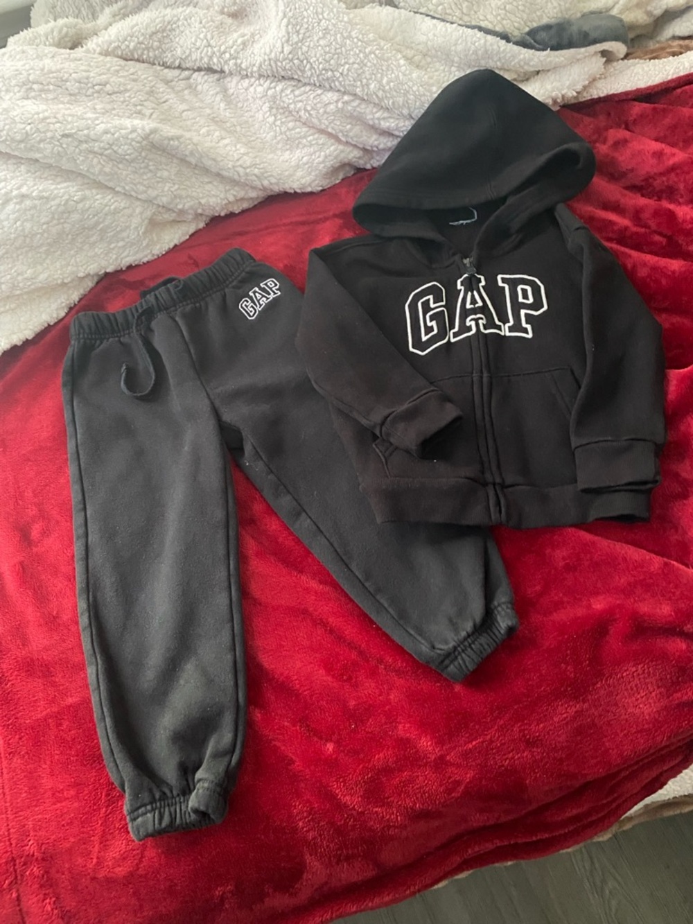 GAP Kids Black Fleece Joggers - Cozy Logo Sweatpants